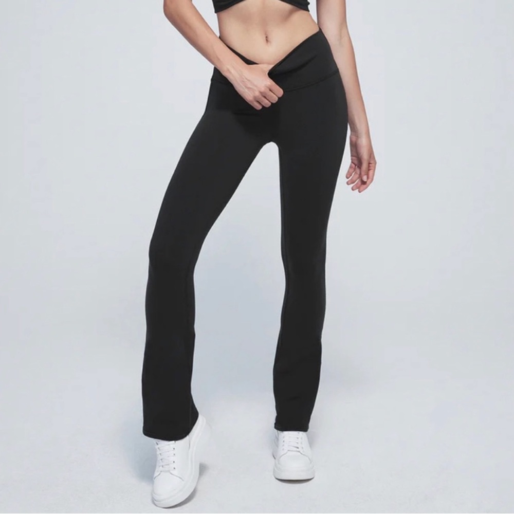 Alo Yoga Airbrush High-Waist 7/8 Bootcut Legging